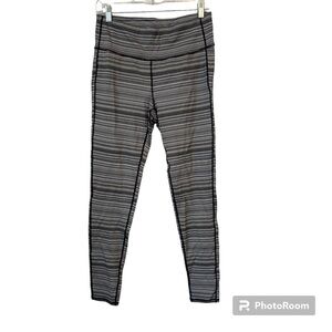 athleta chaturanga striped black and white legging large
